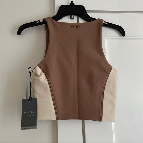 NWT Abercrombie & Fitch Curve Love Workout Top - Picture 4 of 4